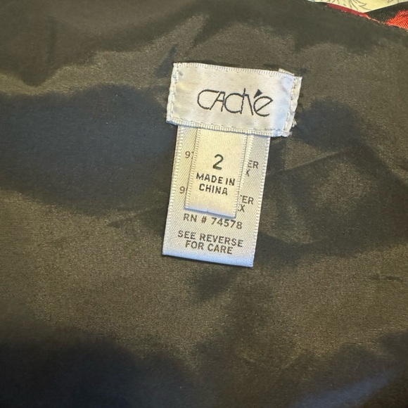 Rose pattern like dress from Cache, size 2. Great condition. - Picture 3 of 4